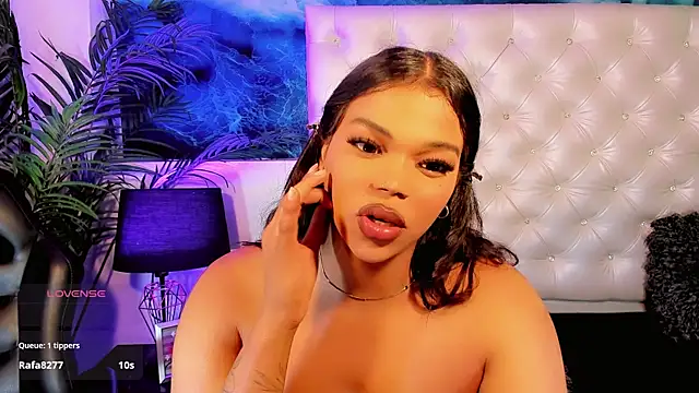 Valeria Swett  online show from 16, 5, 2026