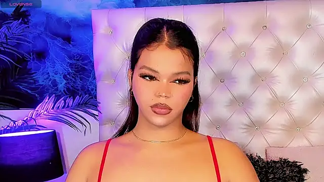 Valeria Swett  online show from 25, 5, 2026