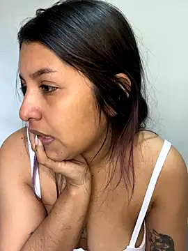 Snapshot of _Chloe_Smith chatting on 11, 10, 2025 Chloe Smith online show from 11, 10, 2025