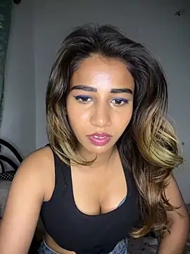 STRIP GLOW online show from 26, 2, 2026