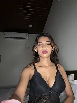 STRIP GLOW online show from 2, 8, 2026