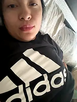 Snapshot of latina_curvy22 chatting on 22, 9, 2025 latina curvy22 online show from 22, 9, 2025