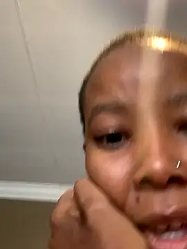 Pretty Beauty online show from 18, 11, 2025