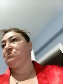  ateslisinirsiz  online show from 17, 9, 2025