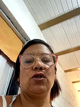 YadiraOrozco online show from 8, 9, 2025