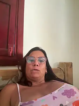 YadiraOrozco online show from 27, 10, 2025