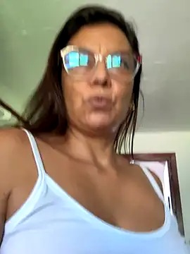 YadiraOrozco online show from 9, 11, 2025