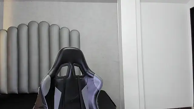 Charlotte-Star online show from 4, 12, 2025