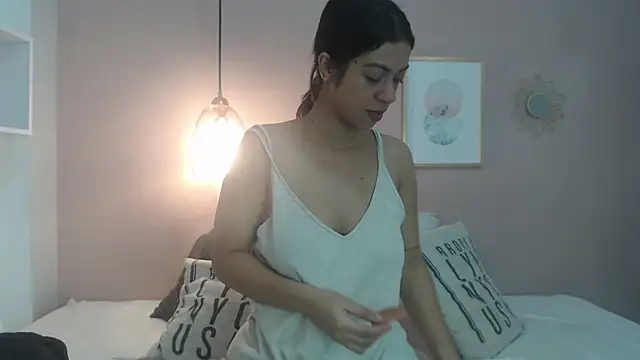 Snapshot of Savannahcruzz chatting on 15, 12, 2025 Savannahcruzz online show from 15, 12, 2025