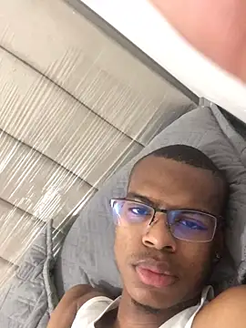 criss zuri online show from 14, 12, 2025