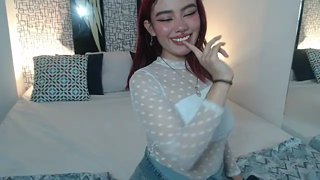 MIA COLLLINS1 online show from 11, 9, 2025