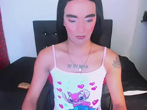 Snapshot of MIA_HOT23CM_S7S chatting on 24, 9, 2025 MIA HOT23CM S7S online show from 24, 9, 2025