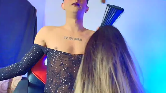 Snapshot of MIA_HOT23CM_S7S chatting on 20, 12, 2025 MIA HOT23CM S7S online show from 20, 12, 2025