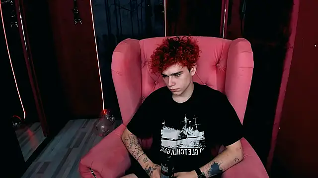 Snapshot of Blaiz_Vok chatting on 29, 10, 2025 Blaiz Vok online show from 29, 10, 2025