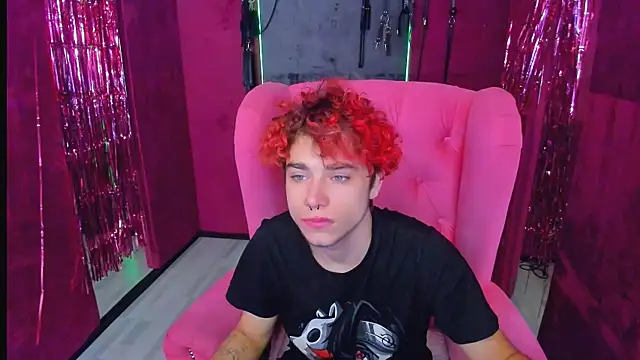 Snapshot of Blaiz_Vok chatting on 15, 12, 2025 Blaiz Vok online show from 15, 12, 2025