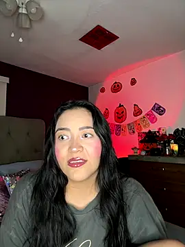 Snapshot of MyHoneyFrida chatting on 27, 10, 2025 MyHoneyFrida online show from 27, 10, 2025