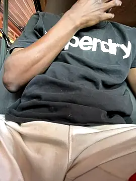 Snapshot of MeneerIan chatting on 16, 9, 2025 MeneerIan online show from 16, 9, 2025