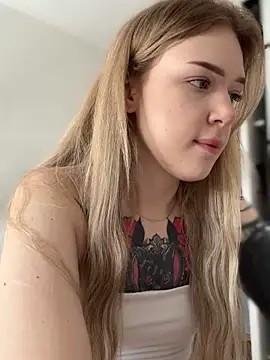 elliss  online show from 19, 9, 2025