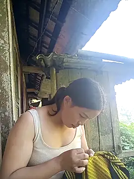 KumChyn online show from 17, 10, 2025