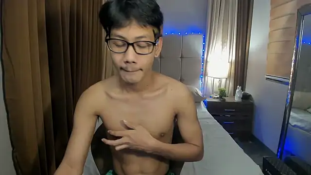 fucking hot2 online show from 13, 9, 2025