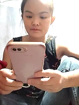 xinhxinhcute online show from 13, 11, 2025