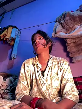 Hot Mayra  online show from 7, 1, 2026