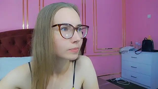 Snapshot of JessieJuss chatting on 21, 9, 2025 JessieJuss online show from 21, 9, 2025
