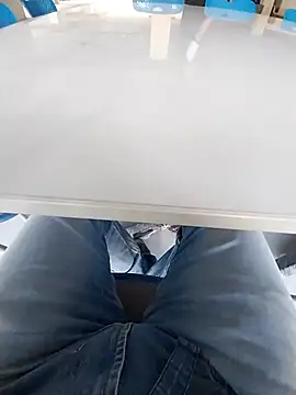 Snapshot of bisexdon chatting on 15, 9, 2025 bisexdon online show from 15, 9, 2025