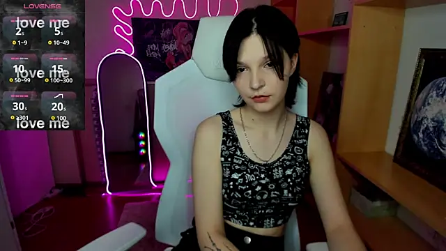 AudreyyKim online show from 26, 10, 2025