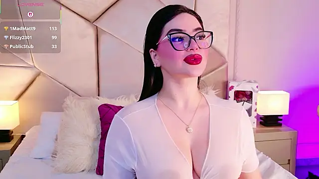 Snapshot of Catalina-Malave chatting on 17, 3, 2026 Catalina-Malave online show from 17, 3, 2026