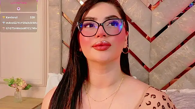 Snapshot of Catalina-Malave chatting on 18, 3, 2026 Catalina-Malave online show from 18, 3, 2026