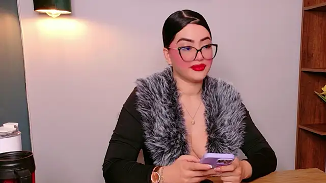 Snapshot of Catalina-Malave chatting on 20, 3, 2026 Catalina-Malave online show from 20, 3, 2026