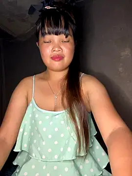 Snapshot of delwyn- chatting on 16, 10, 2025 delwyn- online show from 16, 10, 2025