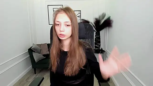 Snapshot of EmilyGraydis chatting on 24, 9, 2025 EmilyGraydis online show from 24, 9, 2025