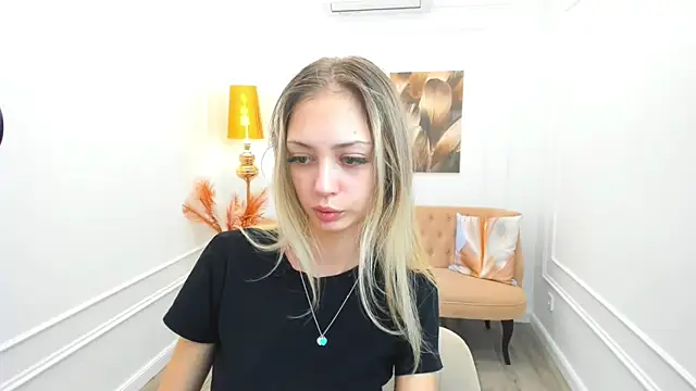 EmilyGraydis online show from 5, 7, 2026