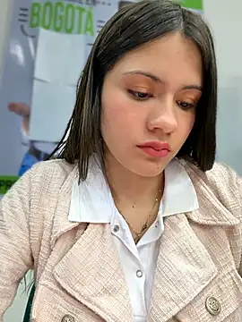 CHARLOTTE  05 online show from 4, 2, 2026