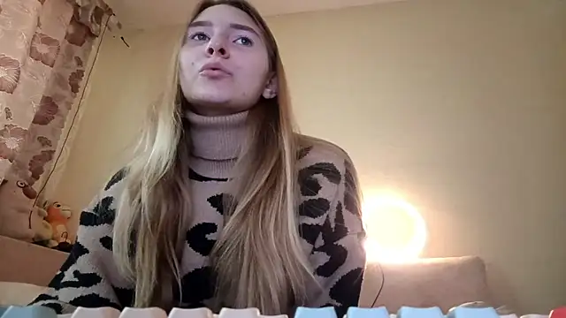 Nymera flare online show from 15, 9, 2025