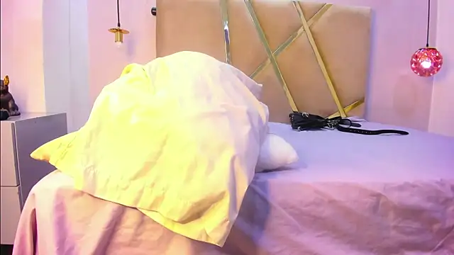 HunterHeat  online show from 16, 10, 2025