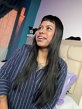 Snapshot of Michluxe_69 chatting on 2, 2, 2026 Michluxe 69 online show from 2, 2, 2026