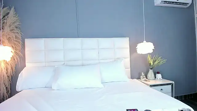 Snapshot of AnastasiaBlare chatting on 7, 10, 2025 AnastasiaBlare online show from 7, 10, 2025