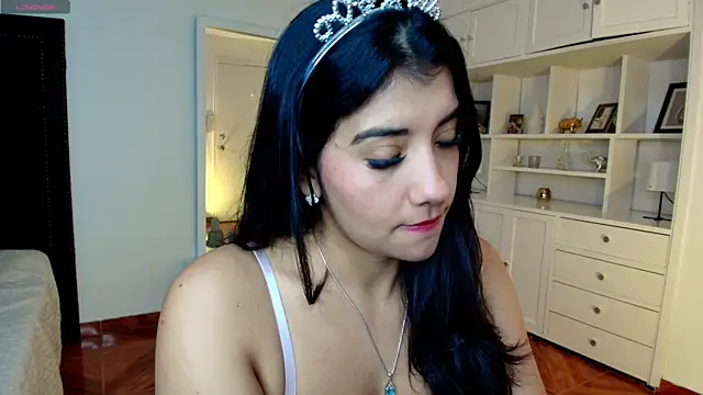 nina moen online show from 1, 11, 2025