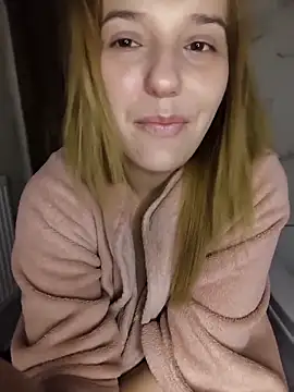 Snapshot of Sakura_2000 chatting on 6, 2, 2026 Sakura 2000 online show from 6, 2, 2026