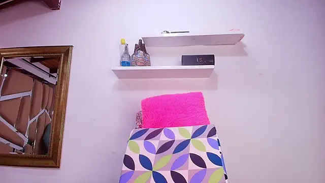 sweegirl69 online show from 7, 10, 2025