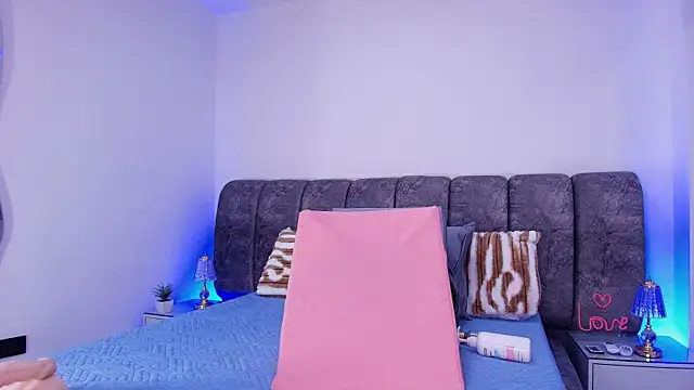 sweegirl69 online show from 22, 11, 2025