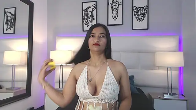 Snapshot of Valeria_Velez_ chatting on 23, 10, 2025 Valeria Velez  online show from 23, 10, 2025