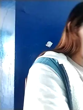 Camila latina 0 online show from 27, 9, 2025