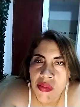 Camila latina 0 online show from 15, 10, 2025
