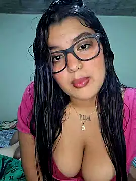 Snapshot of Cat_Hot_Party chatting on 6, 11, 2025 Cat Hot Party online show from 6, 11, 2025