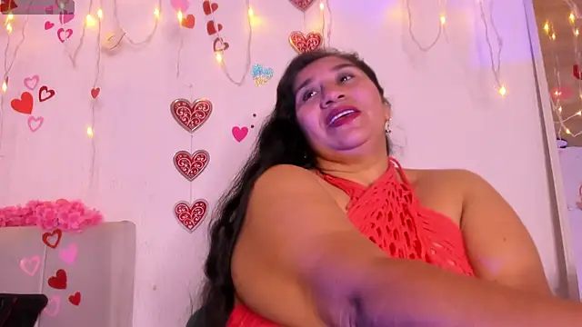 Snapshot of milf_latinn chatting on 23, 9, 2025 milf latinn online show from 23, 9, 2025