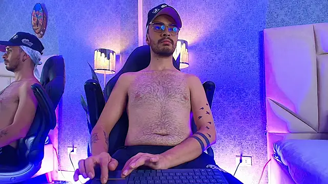 Snapshot of HairyDiamond_ chatting on 20, 9, 2025 HairyDiamond  online show from 20, 9, 2025